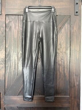 Leather leggings